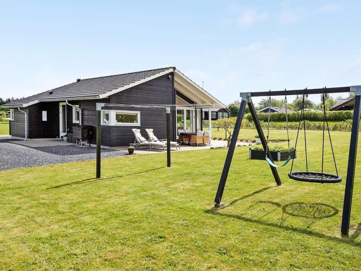 7 Person Holiday Home In Nordborg Extérieur photo