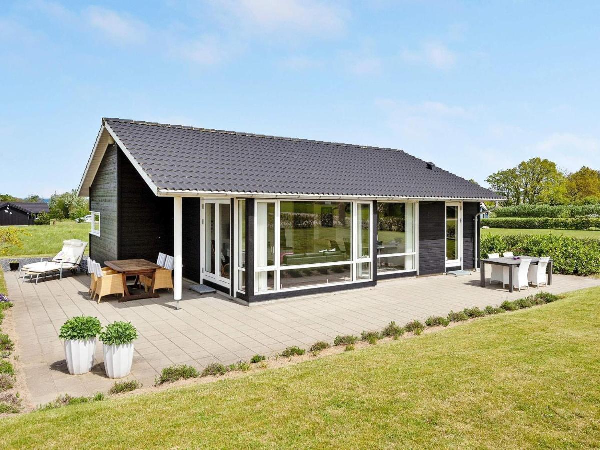 7 Person Holiday Home In Nordborg Extérieur photo